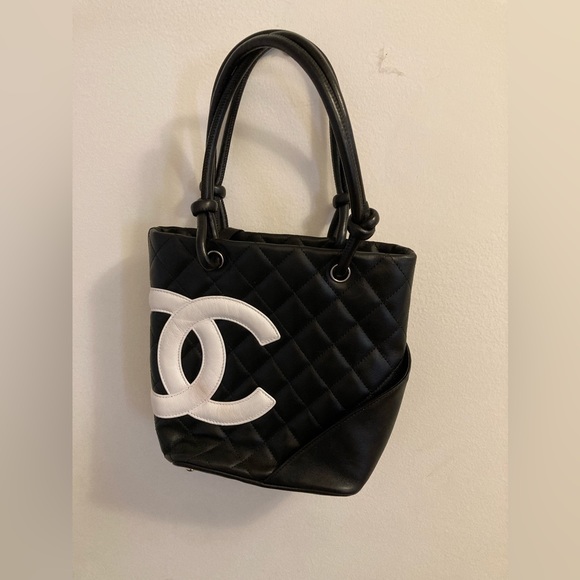 Vintage 2005 Chanel Cambon with certification! MUST BE SERIOUS WITH OFFERS!!! - Picture 5 of 5
